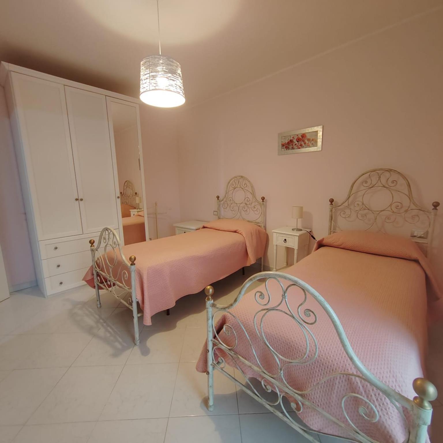 Casa San Giacomo Poggio Bustone 外观 照片