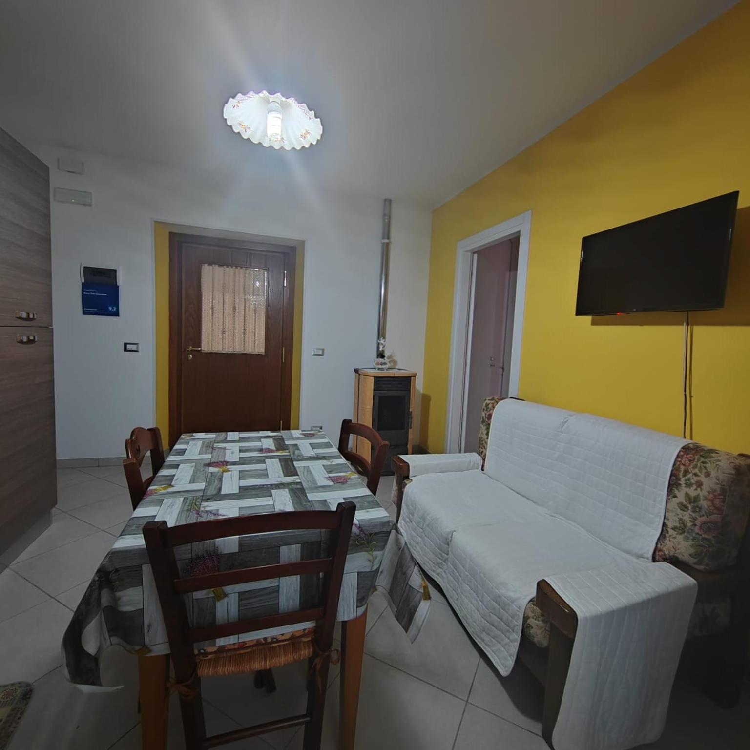 Casa San Giacomo Poggio Bustone 外观 照片